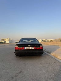 بەناوی خوای گەورە و میهرەبان.. هاوڕێیان بیئێم 525 ئۆتۆماتیک 1993 مەکین...