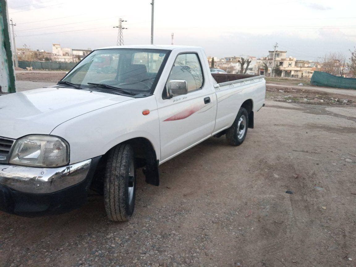 بسم للە:نیسان تاک پێنج قولاب2010لەزگەی بیلادە بۆیاخی نیە بستێک ساردی هە یە مەکینەی قەباغی سەرەوەی کراوەتەوە سەنەوی تازە بەسەرچوە کۆدی بەنزینی هەیە سعری 123گەڵا .ژ.م.***********/***********(شوێن.چمچمال.. السليمانية, العراق
