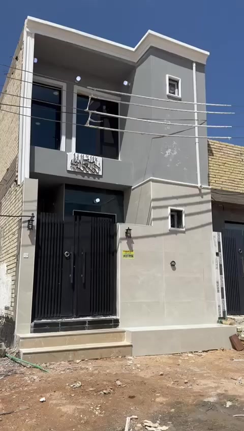 سلام عليكم  
  بيت   ١٠٠  متر  بشريط  الموظفين  خلف 
المعارض  الجديده   غير مسكون  زيرو 
  السعر  ١٣٠  مليون  وبي مجال للشراي 
     ***********
