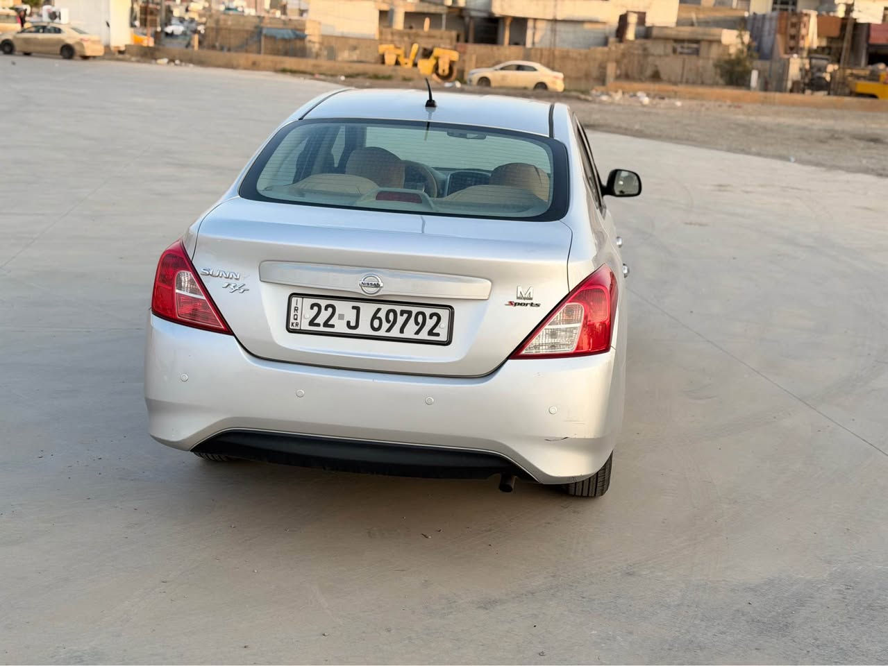 نيسان صني  هندي خليجي 
موديل 2019
سةنةوي هزة رةقم جديد 
ماشي ١٩٠ الف كيلو 
بدون صرر  حادث 
بي جاملغ بونيد سبوغ بدون دواخل 
باقي  مكفولة كفالة عامة 
مكان  كركوك رةحيماوا 
***********
*********** 
سعر  مناسب   خابر  تدلل كركوك, العراق
