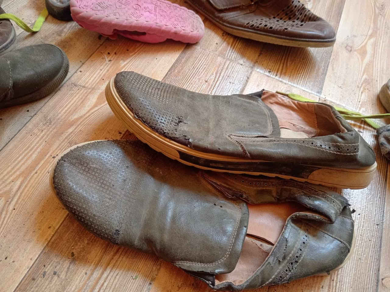 احذيه باله مال تعزيله شليفين وكونيه مال احذيه كلهن 10


**إذا كنت صاحب هذا الإعلان وتريد حذفه لأي سبب، رجاءا أرسل رسالة إلى الدعم الفني**