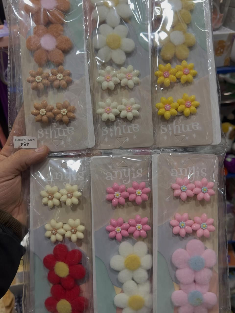 تشكيلة اكسسوارات
العنوان :موصل حي الصديق شارع البان 
شلاوي
يتوفر توصيل داخل الموصل و جميع المحافظات
للاستفسار مراسلة الصفحة أو الاتصال على الرقم ***********
