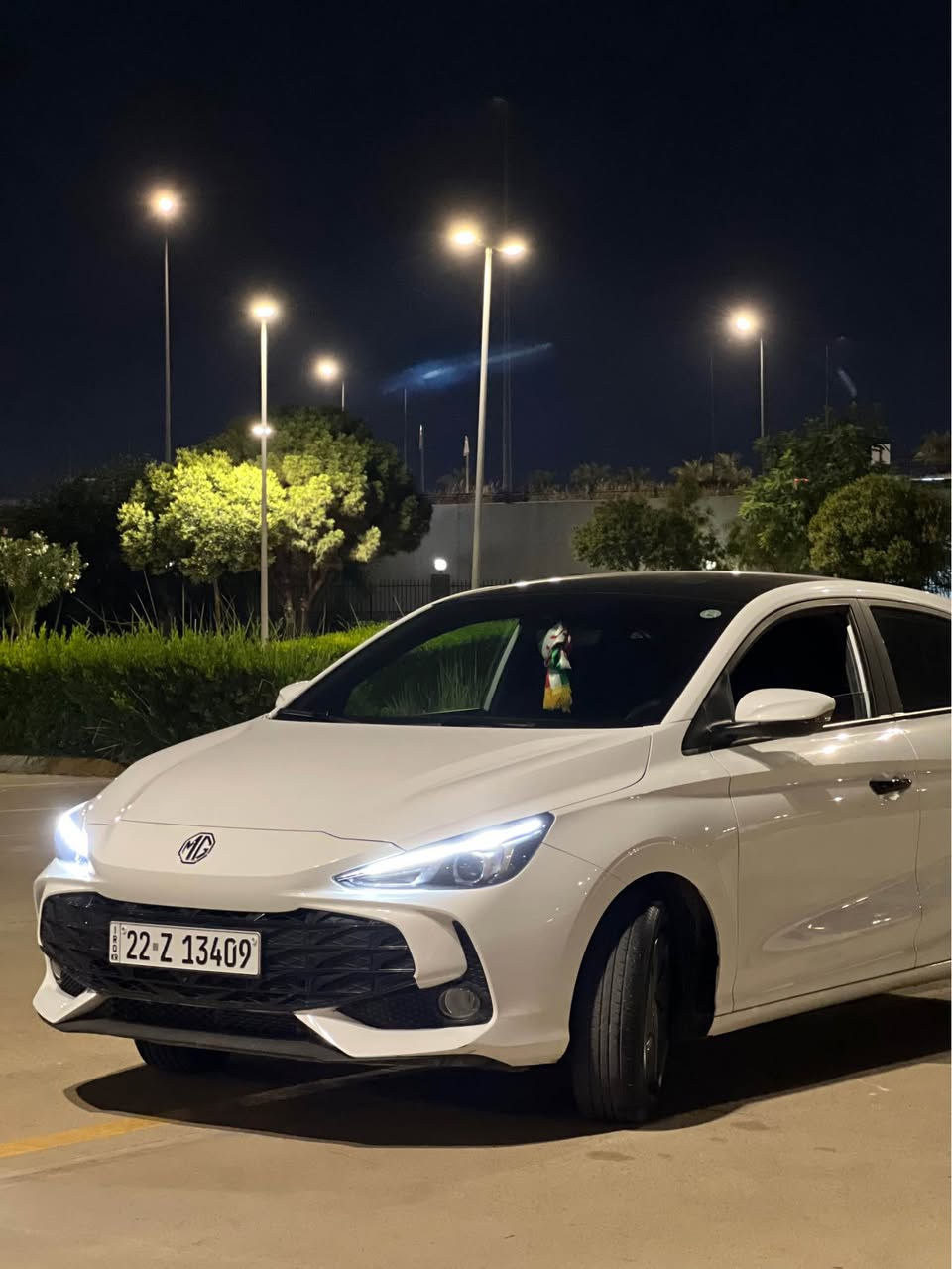 Mg3 مـۆدێل ٢٠٢٥  زەمان ٦ ساڵ تاوەکوو ئیستا زەمانی ماوە روونوو فلتەرو سێرفسی لە شەریکە بووە چرکەو رەقەی بە شەرت ٣١ هەزار رۆشتووە بێ سبوخ تەنها لە دەرکەی سایەقی قۆپەکی هەیە بێ سبوخ سەیارەکە لە هەولێرە سەیارەکە هی مالەوەیە هی مەحرەز نیە گێرو مەکینەو کارەبایات هەمووی بە زەمان هەم لای خۆم هەم شەریکە لەسەر دەقی شەریکە ماوەتەوە .                      
نـــرخ- ١٠٤ و معامەلە. 
*********** أربيل, العراق
