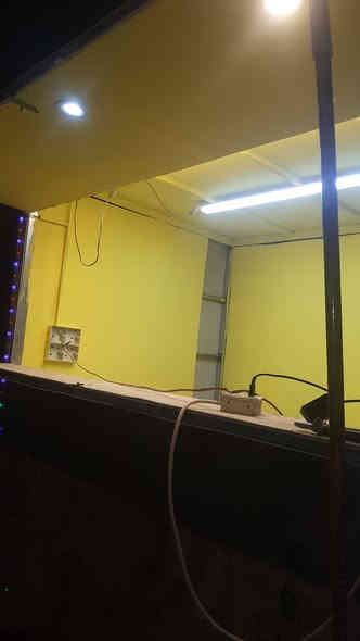 كشك متنقل طول مترين عرض متر ونص ارتفاع مترين مغلف جبسن بورك الخارج بديل الرخام للاسنفسار ***********العنوان البصره السعر مليون و750
