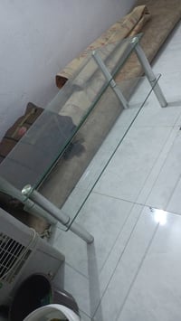 طاولة • مكاني • حي العامل