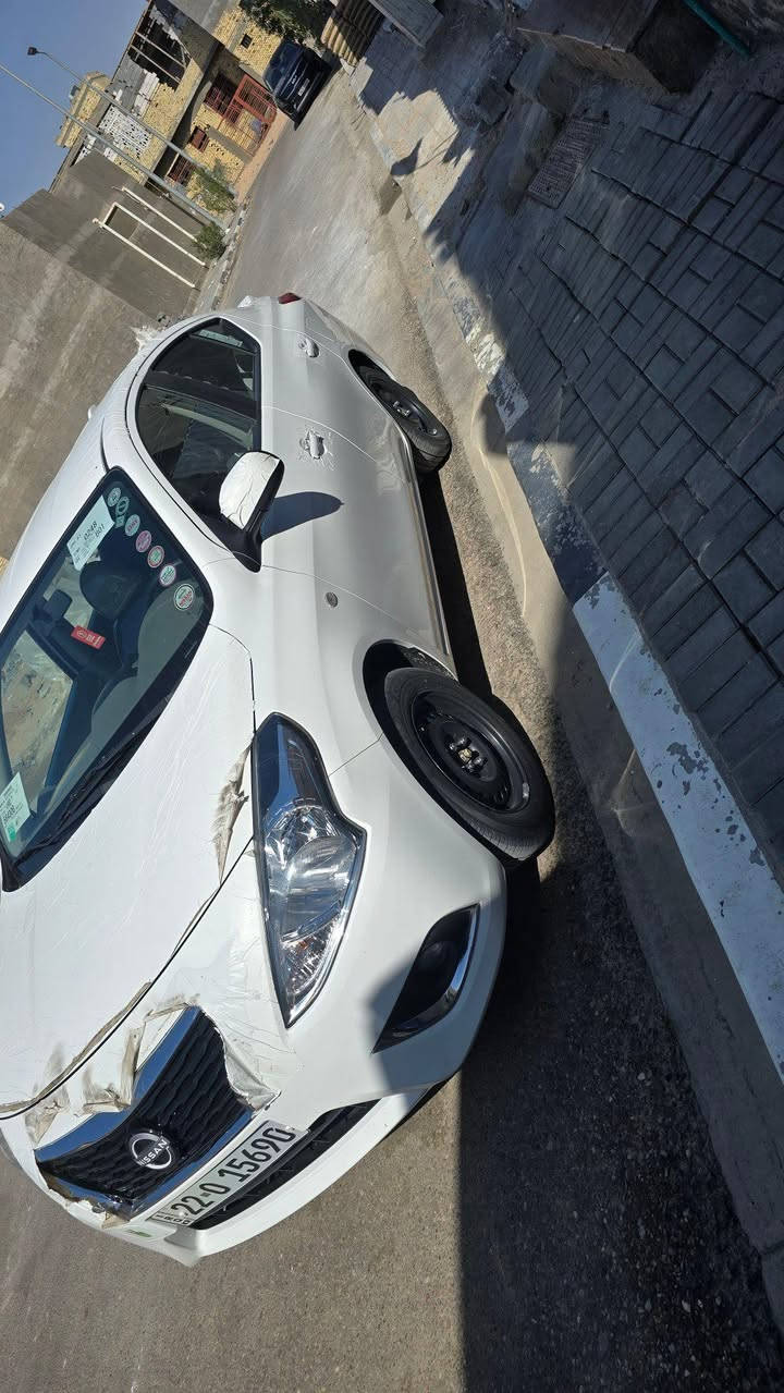 سلام عليكم سني هندي بليته زركه موديل ٢٤ كفاله عامه ماشيه ٢٠ الف السعر ١٢٤ مدوشمه عامه العنوان البصره للاتصال *********** البصرة, العراق
