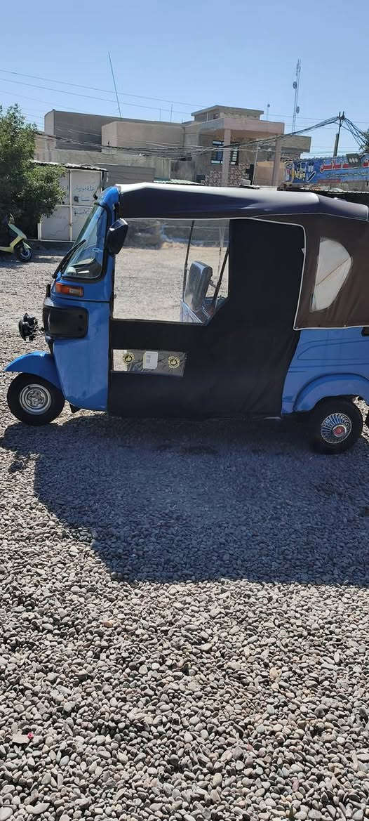 سلام عليكم تكتك لبيع مديل 21العنوان بغداد المحموديه***********
السعر 7و800 وبيهه مجال
