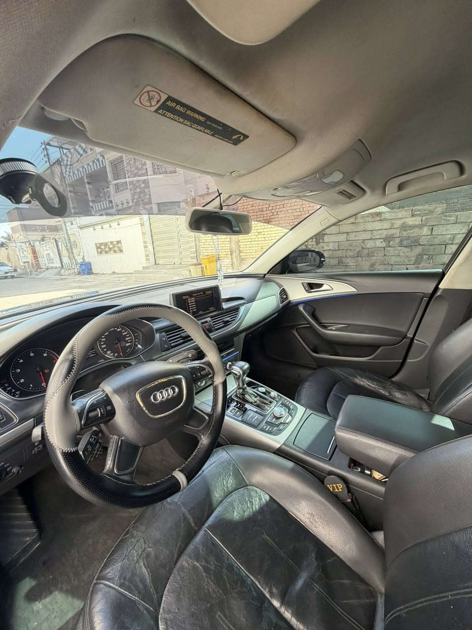 اودي a6
كفاله عامه من كلشي 
مديل 2012  
فول للأخير عده الفتحه سقف
داخل لد كامل تغير عن طريق البلاتوث 
كتاب تضليل 80% هدية 
مكاني نجف حي جامعه للاستفسار اكثر 
***********
