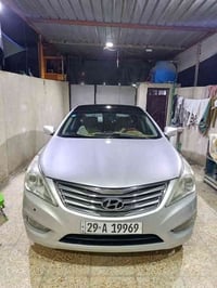 البيع و مراوس العنوان بغداد الشعب الموبايل 07740376866 المديل 2012 فول...