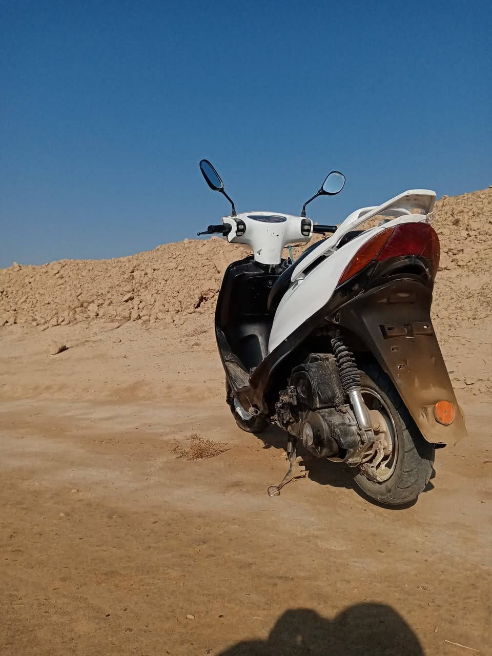 سلام عليكم  دراجه ماكس ثعلب 140البيع شغاله كلشي مابيه مجفته جديد السعر خاص اوتصال***********
