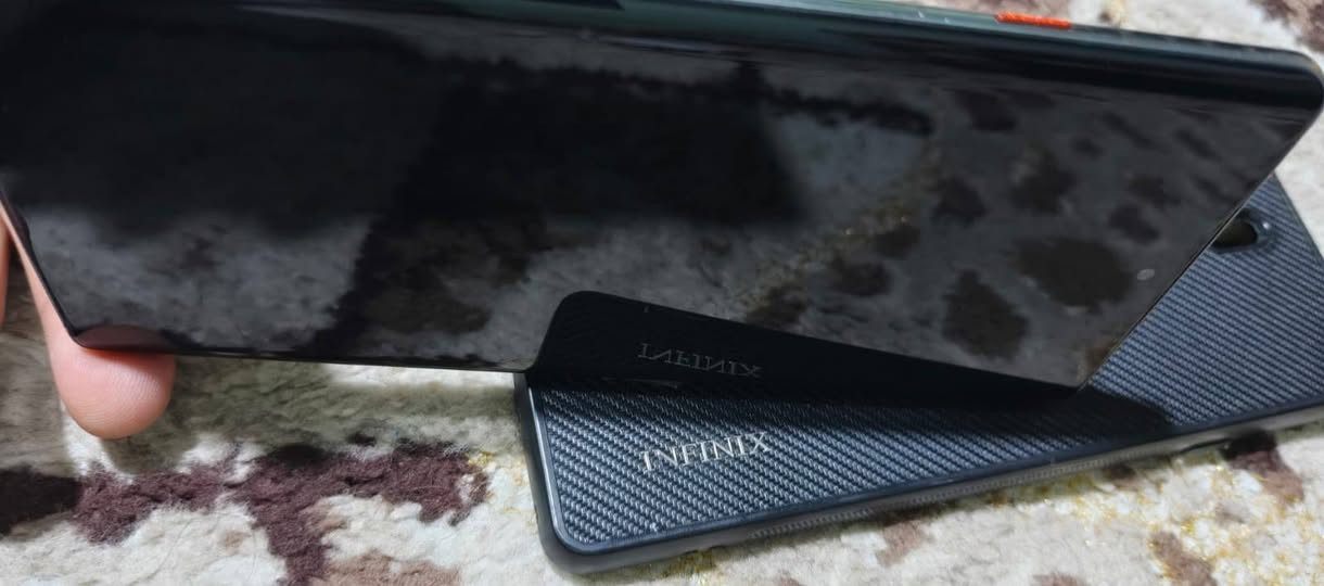 جهاز تكنو كامون 5G لبيع سعر 250
كامل ملحقات باكيت وشاحنه مكاني بصره ابو الخصيب 
اتصال او واتساب ***********
