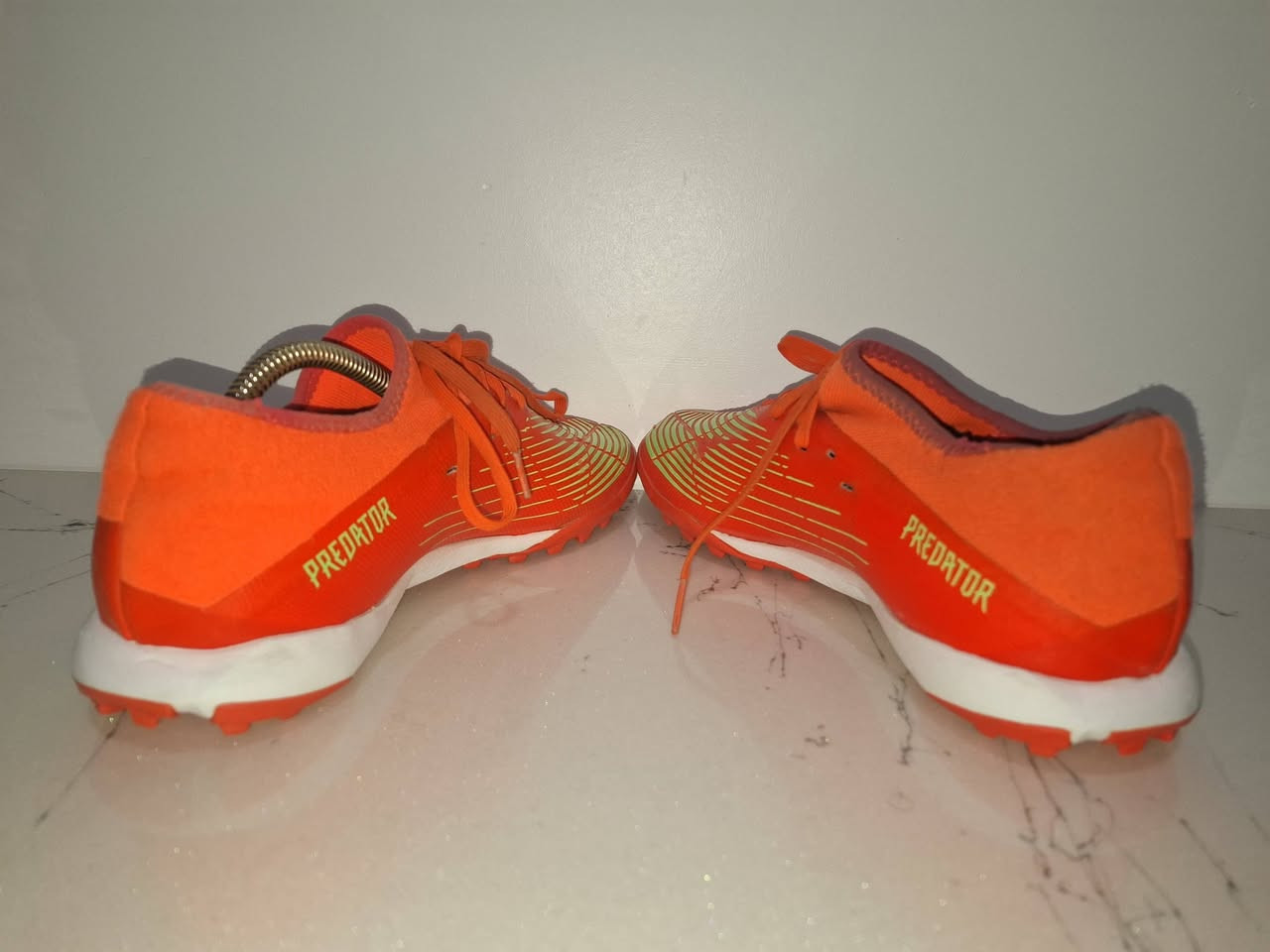 اديداس predator  اصدار حديث نظافة 100% قياس 42 طول القدم 26.5 يوجد توصيل لجميع المحافظات لمعرفة السعر التواصل على الخاص


**إذا كنت صاحب هذا الإعلان وتريد حذفه لأي سبب، رجاءا أرسل رسالة إلى الدعم الفني**