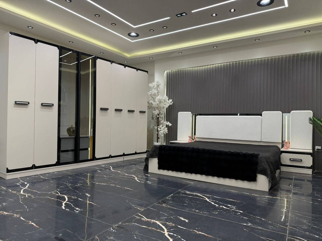 يتوفر لدينا غرف نوم مختلف الموديلات كما موضح في الصور نقدا وبالتقسيط 
#جمعيةبيتي
#للبيع بالتقسيط


**إذا كنت صاحب هذا الإعلان وتريد حذفه لأي سبب، رجاءا أرسل رسالة إلى الدعم الفني**