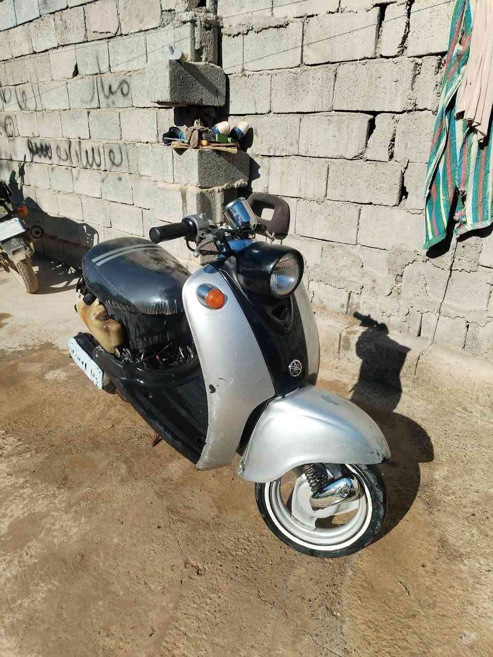 يالله دراجة عبد لحليم دراجة كاملة نقصهة  بس كفر خلفي سعر 180وبيهة مجال ***********لمكان كاطون رحمة
