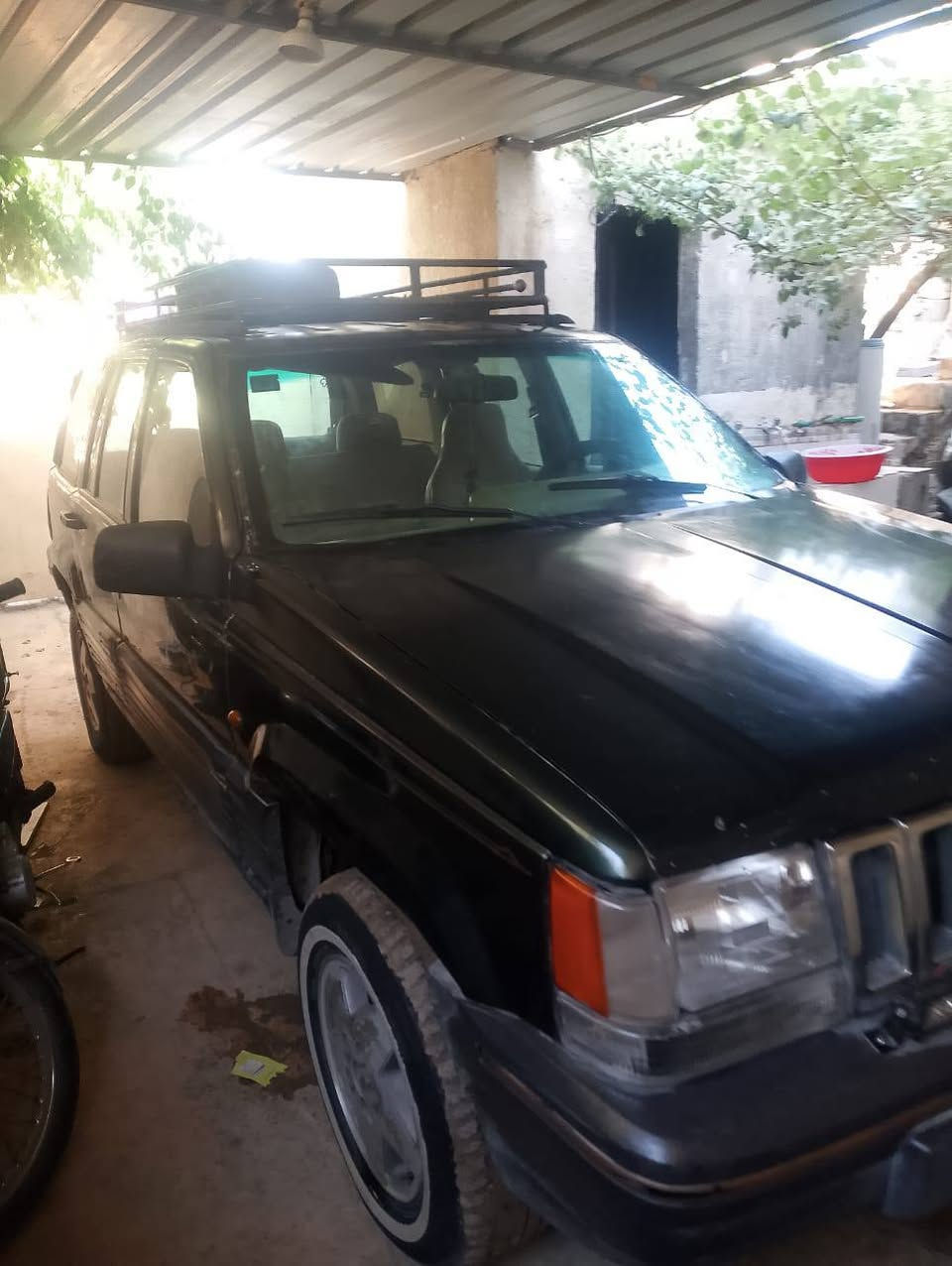 سلام عليكم جيب شيروكي مديل 93 مكينه وكير إثنين ونص تبريد ثلج رقم بصره نكليزي مكان سياره كربلاء مقدسة قرب سيطره الاربراهيمه سياره جاهزة السعر 55 بيه مجال رقم هاتف ***********
