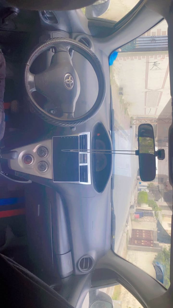 يارس 2007 سنوية 2029 بدون ضربة بطاقة بانزين هم بيها تايرات جديد رقم بغداد 
*********** كركوك, العراق
