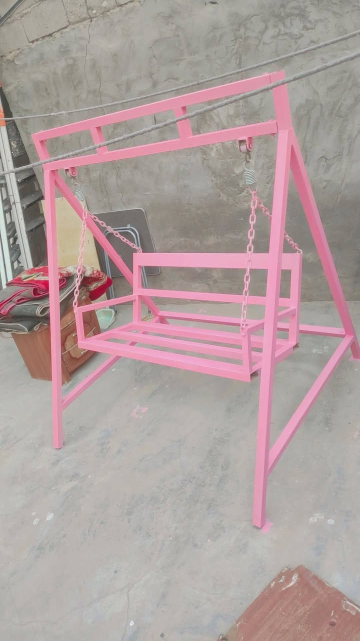 مرجوحه تفصال حديد ثخين  شغل درجه اولى البيع السعر 200 /***********
