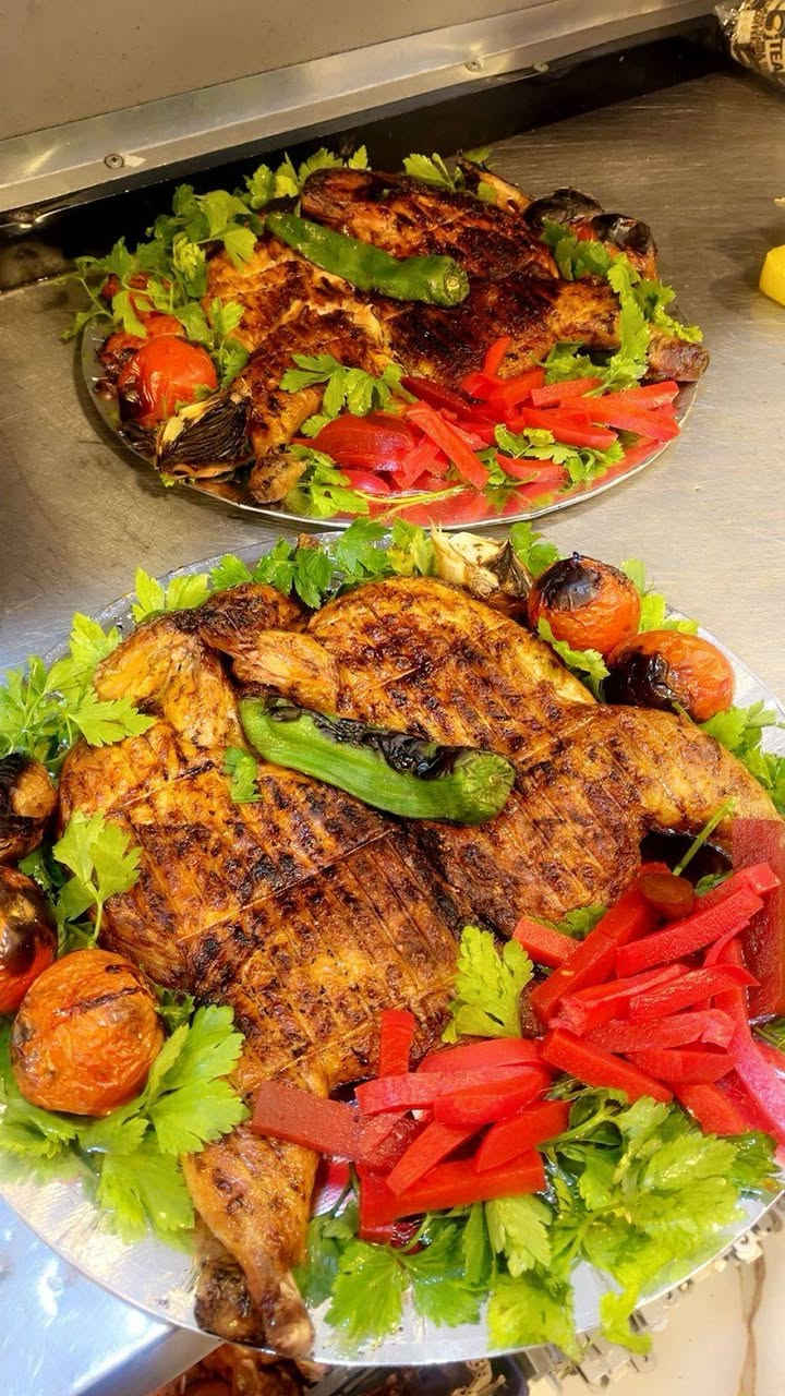 مطعم كباب ابو نبيل يرحب بكم 
يقدم لكم 
كباب لحم 
كباب دجاج 
تكة لحم 
تكة دجاج 
اجنحة 
معلاك 
دجاج شوي على الفحم 
مستعدون لتجهيز كافة المناسبات 
للطلب و الاستفسار يرجى الاتصال على الارقام التالية 
***********
*********** 
***********
***********
بغداد  حي الجهاد الشارقة قرب قاطع النجدة 
توصيل   لكافة مناطق الجهاد والكرخ        متوفر  على التطبيقات التالية بلي طلبات توترز 
ساعات العمل من الساعة 11 صباحآ ال 2 بعد  منتصف اليل اهلا وسهلا بكم
