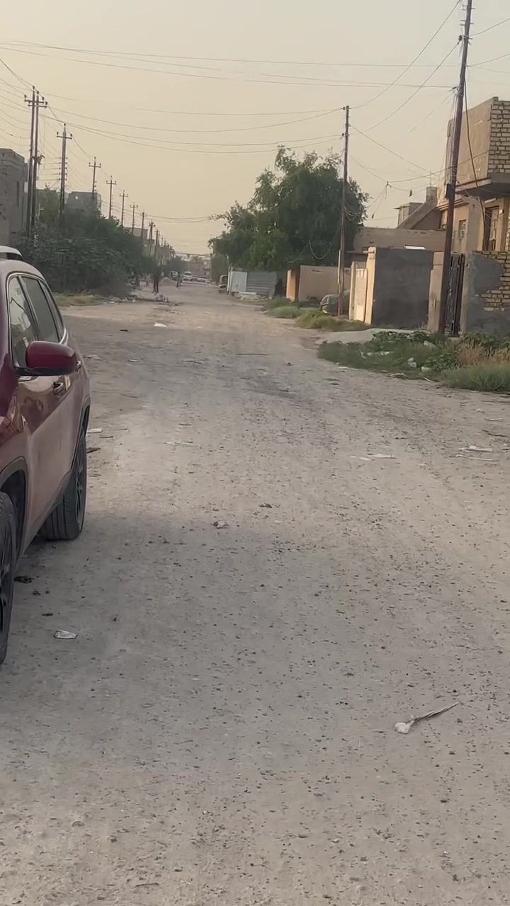 السلام عليكم يعلن مكتب الاستاذ سعد الحلبوسي عن بيع  بيت ٢٠٠ متر طابو ملك صرف سكني على طابو الكاظميه في السوداني قريب من مدارس المسعودي وسوق السوداني سعر ٧٨ وبي مجال  للطيبين الاستفسار مراسله او ***********
