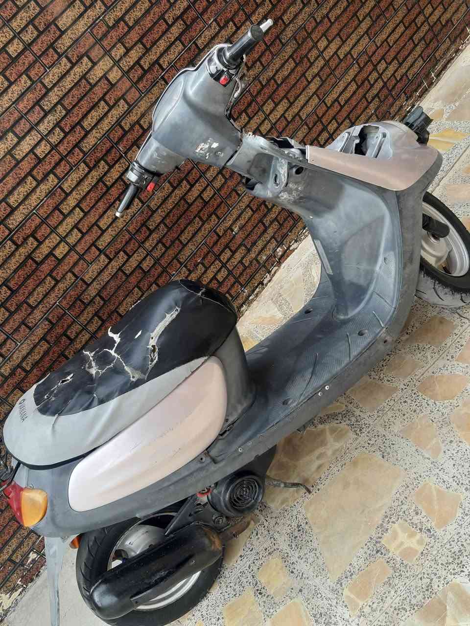 السلام عليكم 
دراجه منغولي للبيع مكينه كلش نضيفه 
مانقصها برغي  كلها شغاله 
السعر 300 بيه مجال 
***********
مكان :كربلاء الحسينيه
