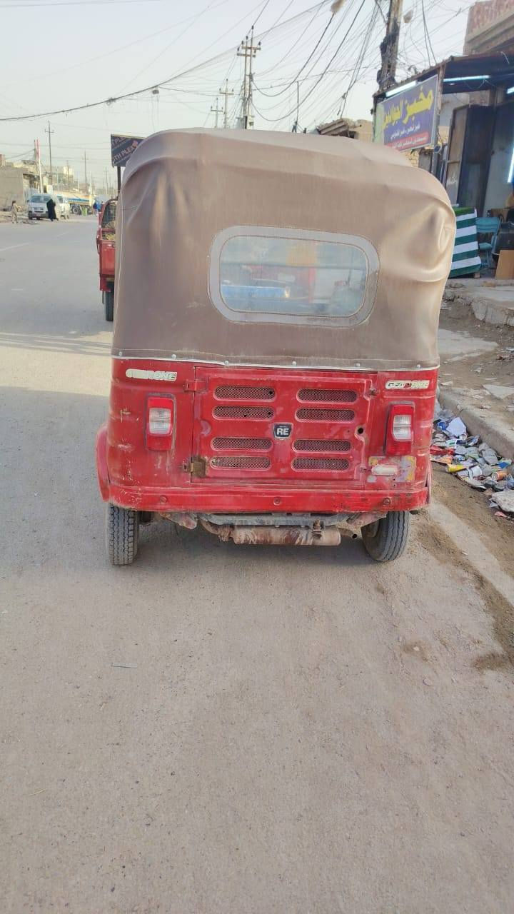 السلام عليكم تكتك للبيع موديل 17مكينه 20اوراقها كاملة أصولي 7مكاني بغداد حي أور شراي يخابر هذا رقمي ***********السعر 2400وبيه مجال
