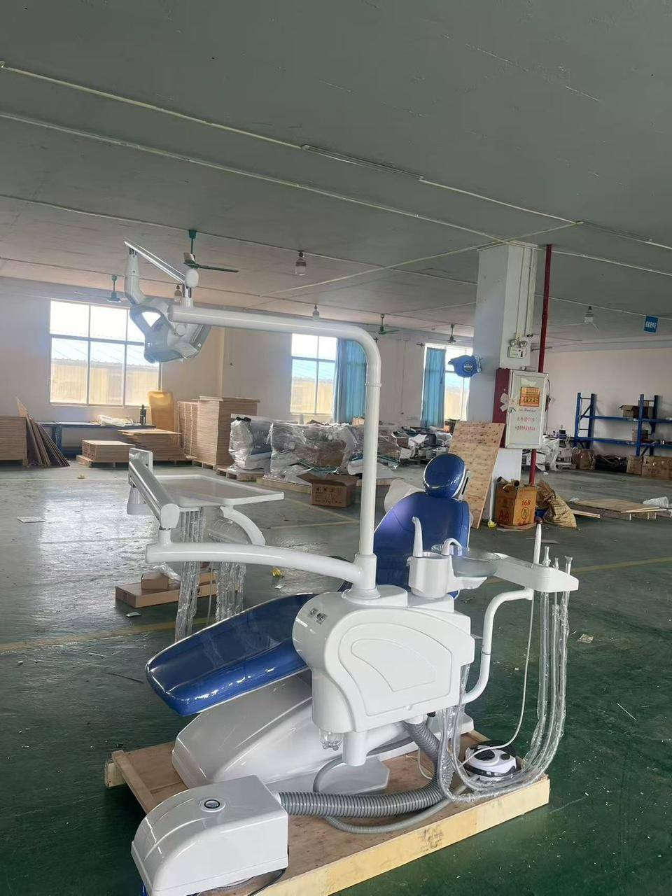 وصول  كرسي الأسنان جديد طراز S-M350 بسعر مناسب لأطباءنا الأعزاء 

٢. جهاز معالجة ضوئي مزود بعدسة مدمجة للحماية من الضوء وضوء النهار

٣. جهاز معالجة ضوئي داخلي

٤. مصباح LED بستة مصابيح، مع إمكانية تعديل السطوع والتحكم في درجة الحرارة (لونان: شمسي + زينون)

٥. صينية مساعدة مزودة بوحدات تحكم

٦. دواسة قدم + لوحة تحكم كاملة
٧. صينية أسنان عريضة مزودة بوحدات تحكم + مجموعة فلاتر
٨. سطح عمل من الجلد الإسفنجي

٩. كرسي أسنان بقاعدة من الفولاذ المقاوم للصدأ

١٠. حامل مناديل + حامل أكواب
١١. قطعة فم زجاجية حديثة، قابلة للتعقيم، مع دوران ١٨٠ درجة
١٢. شفاط لعاب منخفض
١٣. شفاط لعاب مرتفع
١٤. صندوق جانبي يحتوي على منافذ الصيانة
١٥. منافذ قبضة اليد بفتحة ٣/٤ بوصة


**إذا كنت صاحب هذا الإعلان وتريد حذفه لأي سبب، رجاءا أرسل رسالة إلى الدعم الفني**