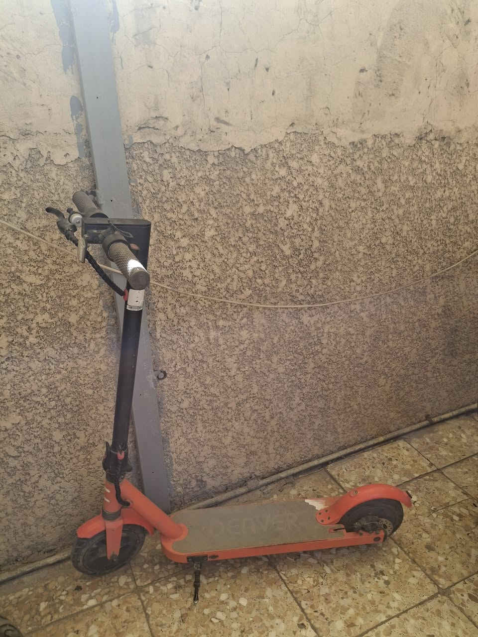 دراجه شحن حجم ١٤ + سكوتر حجم كبير
متروكات السكوتر يرادله بطاريه العنوان زعفرانيه ***********
