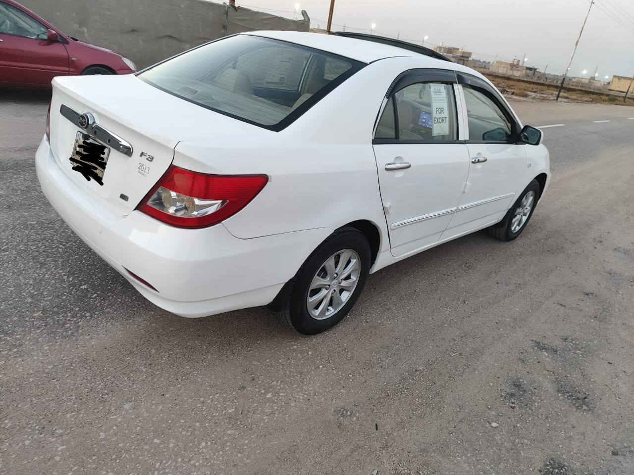 السلام عليكم بي واي ديf3  2013 للبيع كير عادي
السيارة مكفولة من الضربة والتبديل مكينة وكير وحدادية وتخم تاير كلة جديد كهربائيات شغالة مواصفات السيارة فتحة تحكم مري حساس خلفي شاشةو كامرة كشنات جلد دواخل نظيفة كلش السعر 58 وبيها مجال للشراي العنوان ديوانية قضاء الشامية ***********
