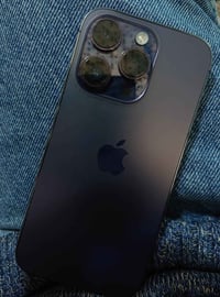 ايفون 14 برو ( فقط برو ) للبيع نظيف جدا مامبدل بي اي شي ولا مفتوح استخ...