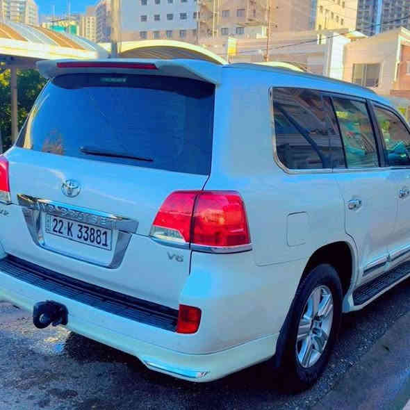 تويوتا لاند كروزر 2010 
فول المواصفات GXR-V6
سلايد سلاجه
شغال 
٢٥٠ كم رويشتوه
ته نها سئ جيكاى بجوكي به pdr
جاك كراوه
بئ صبغ بئ تعديل

سعر لە کۆمێنت داوابکە ڕاستەخۆ بۆت دیت 📩 

رقم و سه نه وي نوييه 
جوار تاييه نويييه
كيرو مكينه و كاره بابييات به شه رت نه كراييته وه 

ژمارەی خاوەنی 
***********
