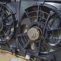 راديتر دمعه مسطره حاويه نضيفه جدا هي ومراوحها قفل ب100 وبونيد حاويه هذ...