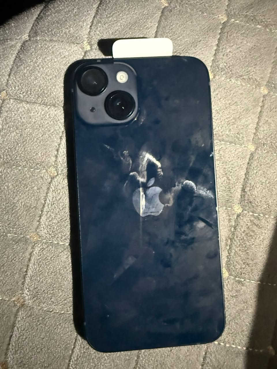 إيفون 14 جديد مساحة 128 شرق الاواسط ضمانه سبوع سعره 700 قفله عنوان بغداد جميلة رقم ***********
