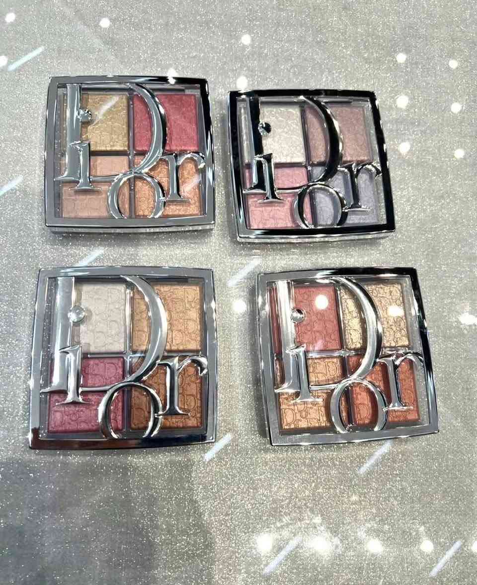✨💣 هايلايتر ديور الإصدار الجديد 💣✨

Dior Backstage Glow Palette ✨

إضاءة فاخرة بـ 4 درجات ساحرة تمنحكِ لمعة راقية ومميزة 😍

💖 ألوان متنوعة تناسب كل الإطلالات 💖 نعومة عالية وسهلة الدمج 💖 إشراقة جذابة تدوم لساعات

🔥 سعره نار ومفاجأة 🔥

📩 للحجز والاستفسار راسلونا على الخاص قبل نفاد الكمية ✨🤍


**إذا كنت صاحب هذا الإعلان وتريد حذفه لأي سبب، رجاءا أرسل رسالة إلى الدعم الفني**