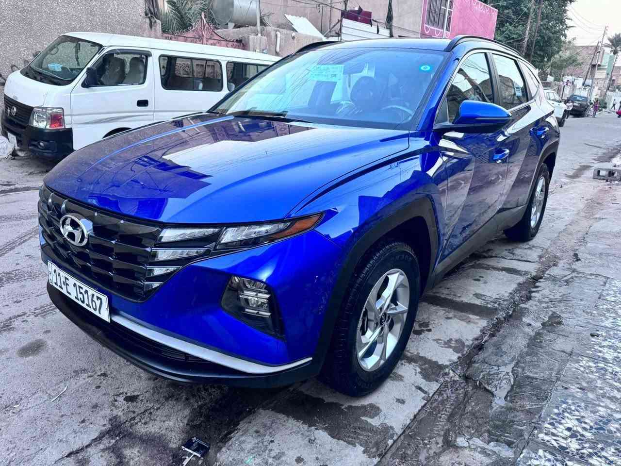 السلام عليكم
للبيع هونداي توسان موديل 2022 
رقم بغداد
وارد امريكي السيارة كلين 
بدون حادث ابد كفالة عامة عل سونار 
لا بارد ولا شخط ولا رصعة ولا صبغ كفالة السيارة 
فول مواصفات من عدة البنوراما 
بصمة   دخول ذكي  
 لد امامي   لد خلفي  
كشنات تدفئة    كشن كهرباء 
قطعتين تبريد 
اشاير بل مري 
شاشة جبيرا ورادرات من كل الجوانب 
مكينة 2500 
فور ويل 
السيارة كفالة عامة شرط  بل كارتون 
ماشية 78 
السعر 187
العنوان بغداد شارع الاورفلي
***********
صور الحادث والسونار بل منشور
