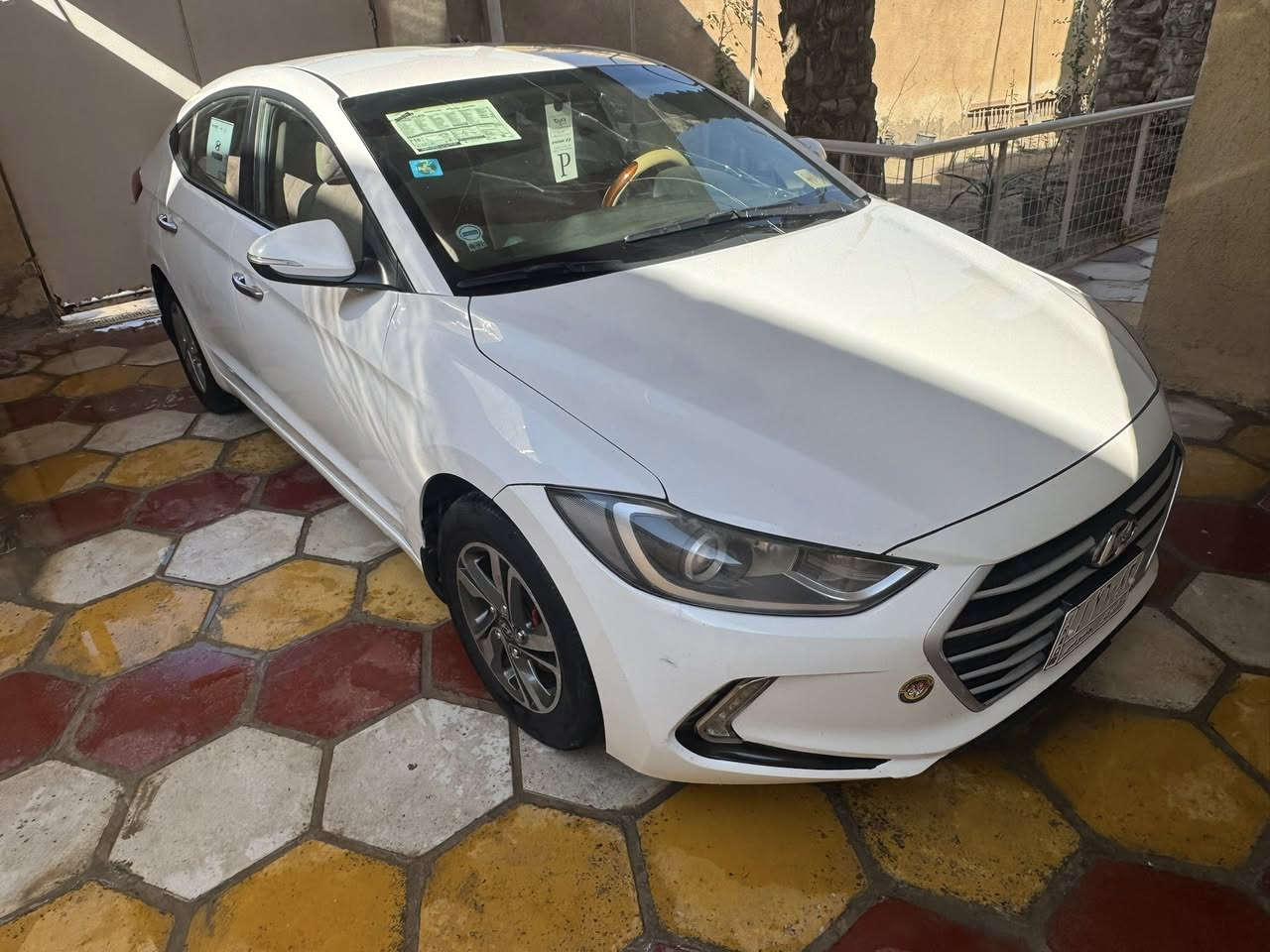 النترا ٢٠١٧ خليجي رقم ذي قار محرك ٢٠٠دوش ظرره بسيط والسونار موجود بالصور السعر ١٢٧ وبيه مجال للأستفسار الأتصال عله الرقم *********** مكان السياره الشطره
