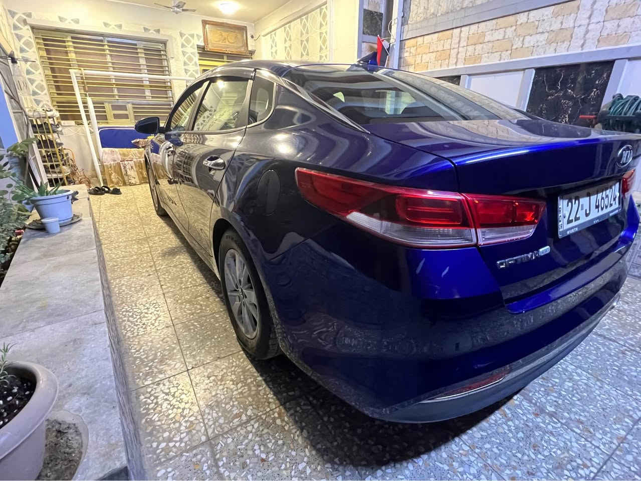 السلام عليكم 
كيا اوبتما 2017 امريكي
رقم اربيل جديد سنويه جديده باسمي تحويل مباشر
نص مواصفات 
محرك 2400 مملعوب بي
ماشيه 70 ميل 
جاهزه من كلشي 
محرك كير صدر 
تبريد 
تخم تاير كله جديد
حادثها بابتين اليمين
بجم كبس مملعوب بي 
السونار موجود  
بغداد الدوره
*********** بغداد, العراق
