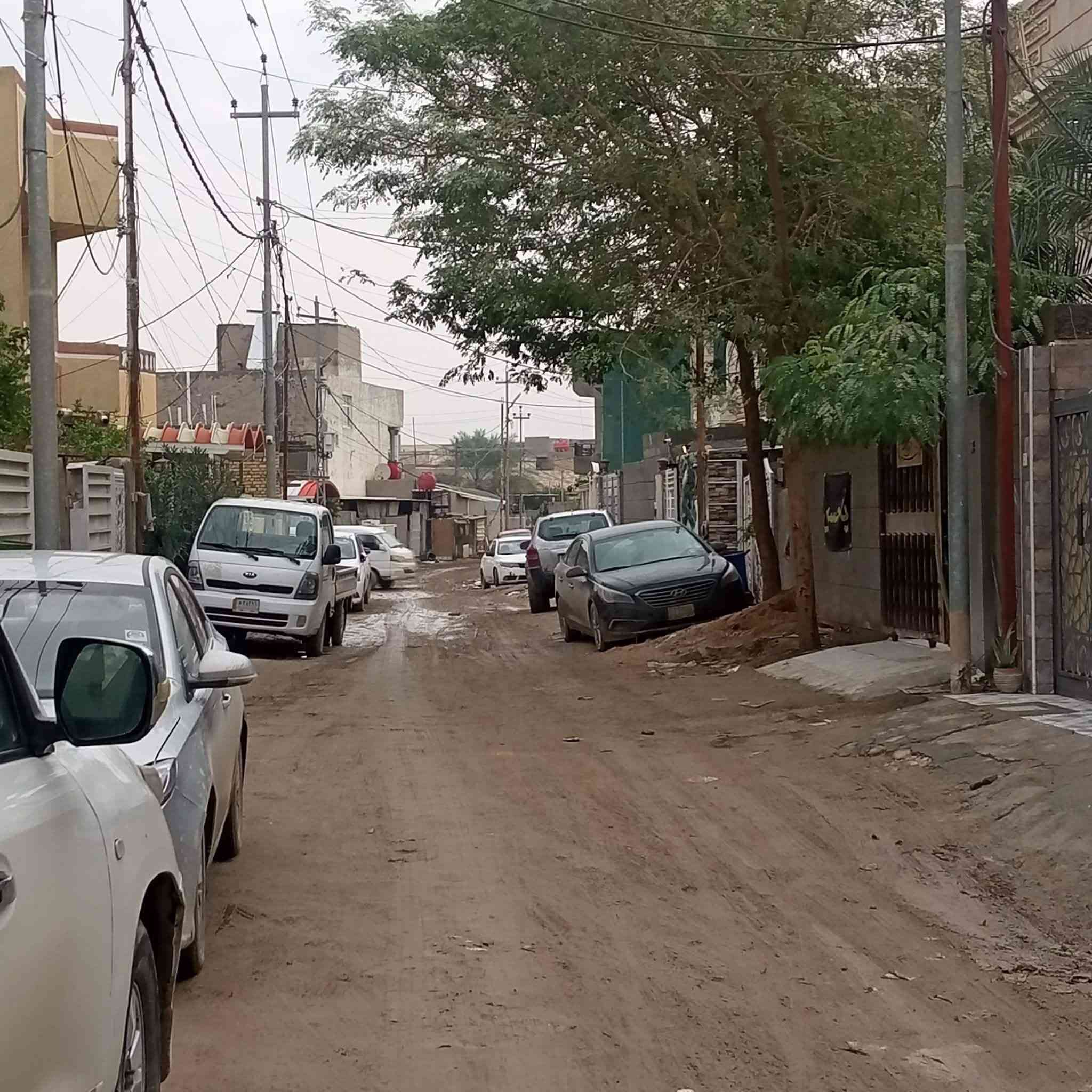بيت للبيع .عندي بيت ١٥٠م طابو زراعي واجه ٥م نزال ٣٠ م بالبكرلي نهاية شارع الطوارئ.مدخل شارع العبودية بس على اليمين .الفرع الي خلف مديرية النجدة .اريد ابيعه واحصل بمكانه اقرب قطعة ممكنة ٢٠٠ فأكثر وانت متفضل مولاي .راح ارسلك صور البيت .طبعا البيت طابو زراعي سند ٢٥ رقم *********** رقم ***********
