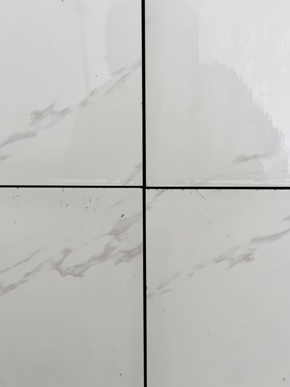 السلام عليكم
خلفه سيراميك 
ارضي جداري 
لتواصل 
***********
