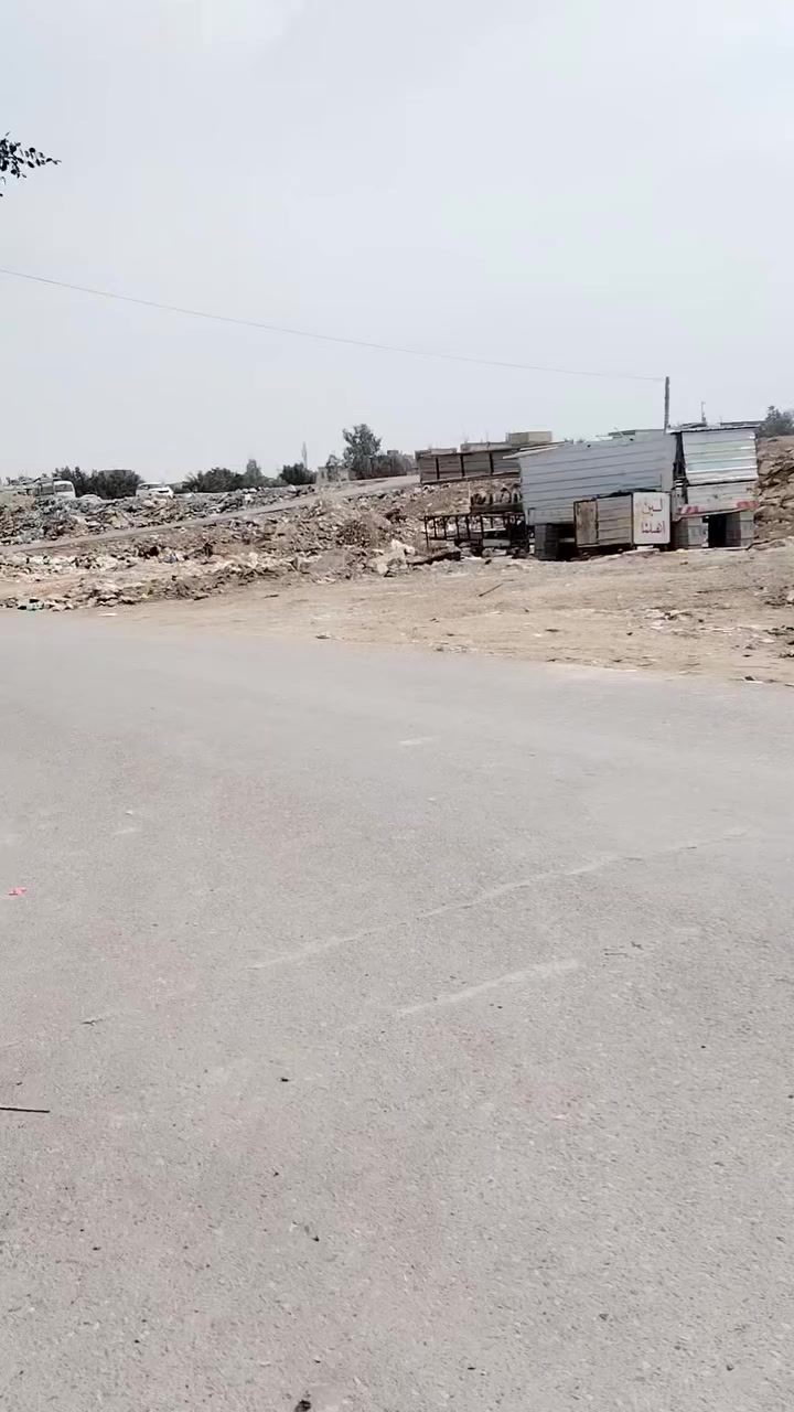 سلام عليكم
قطعت ارض 100 واجهيه 5 ونزالهه 20 موقع منطقة الشعب خلف السده قرب ملعب سانسيرو هذا رقمي
***********
