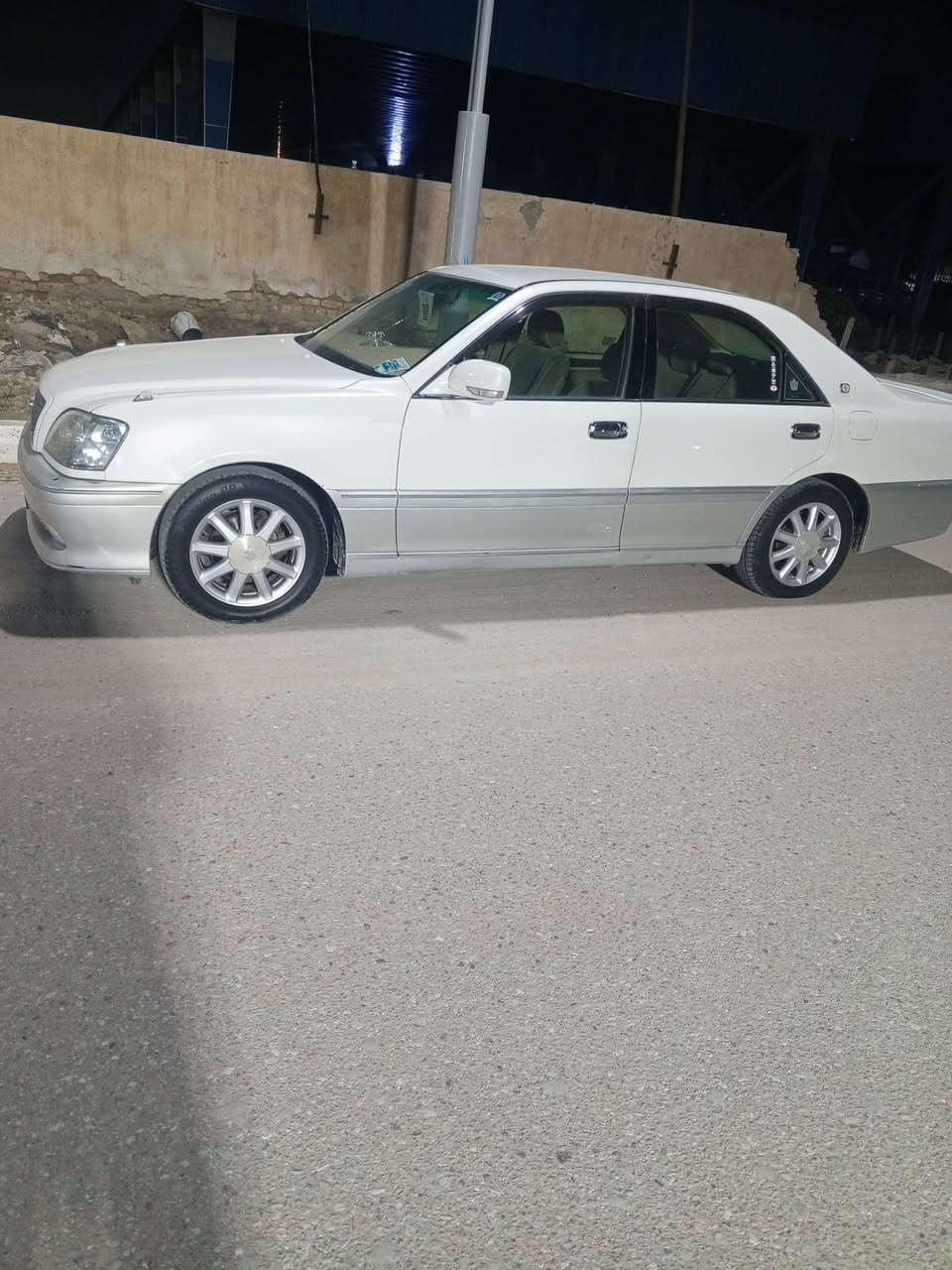 سلام عليكم ملكه جنون للبيع رقم بصره تحويل ثاني يوم
سياره نضيفه كلش قرار 48
(2002)
ديفور الجبير
اربع دكم
كرستال اصل
الدواخل فول 
كشنات وستيرن كهربائيه
برده خلفيه
تبريد خلفي ومامي
ثلاجه
ويل نجمه
طخم تاير جديد
حداديه 90‰
سياره مكفوله من الكص ولعيب الشرعي ونقل جثه التريده موجود بيه ماعده الفتحه السعر 155 وبيه مجال حك الجيه مكان ناصريه وهاذه رقمي ***********
