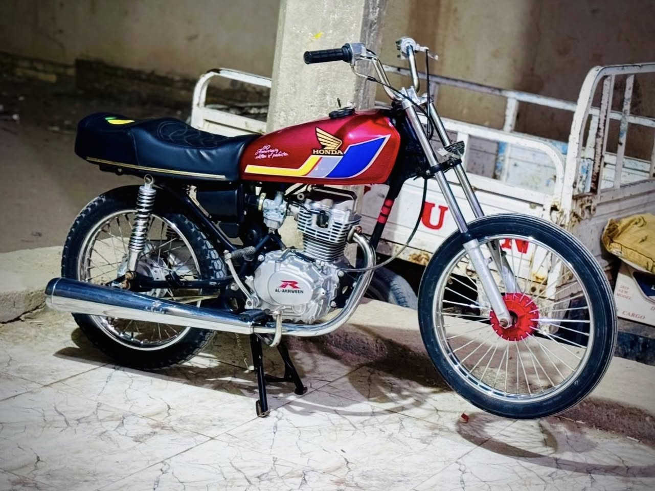 نامه كلك للبيع
مفتوحه
السعر 525 وبيه مجال 
مكان ناصريه مركز
الشراي يتصل(‭***********‬)
