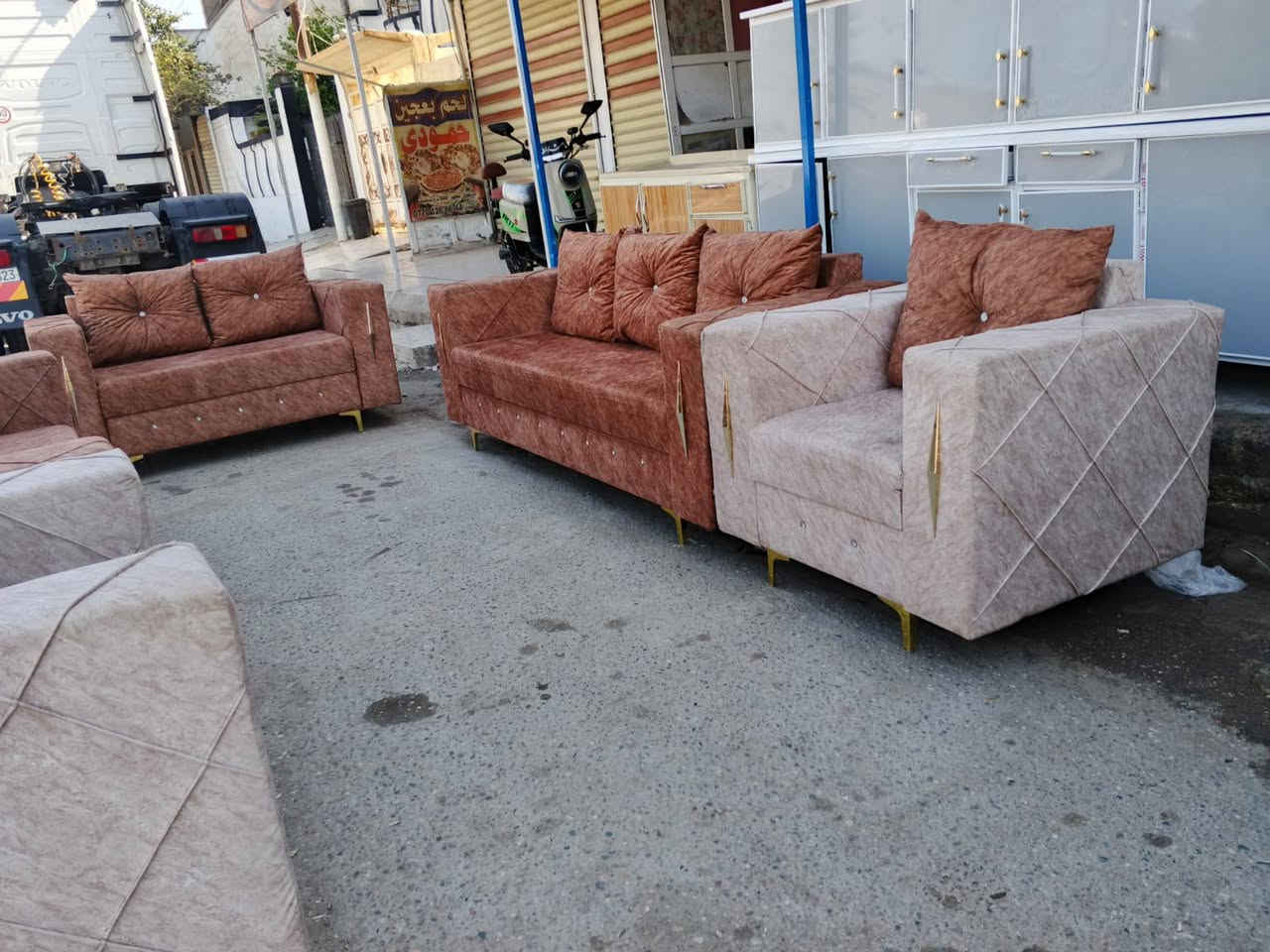 معرض المصطفى 🖥️🛋️السلام عليكم  زبائنه الكرام
🥇تخم مستعمل تفصال شرط 💥 اخو الجديد 🌀 10
مقاعد 🌛سعر(275)الف وبي مجال  مستعدون بتجهيز اثاث بيت كامل وشراء  اثاث بيت كامل العنوان كركوك.🔹القادسيه. الثانيه شارع. ابووليد اللا ستفسار.🪬 اتصال ع راقم / ***********
