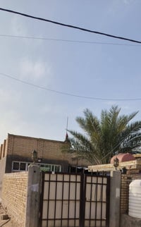 حي الاصدقاء • ٣٠٠م • محل تجاري