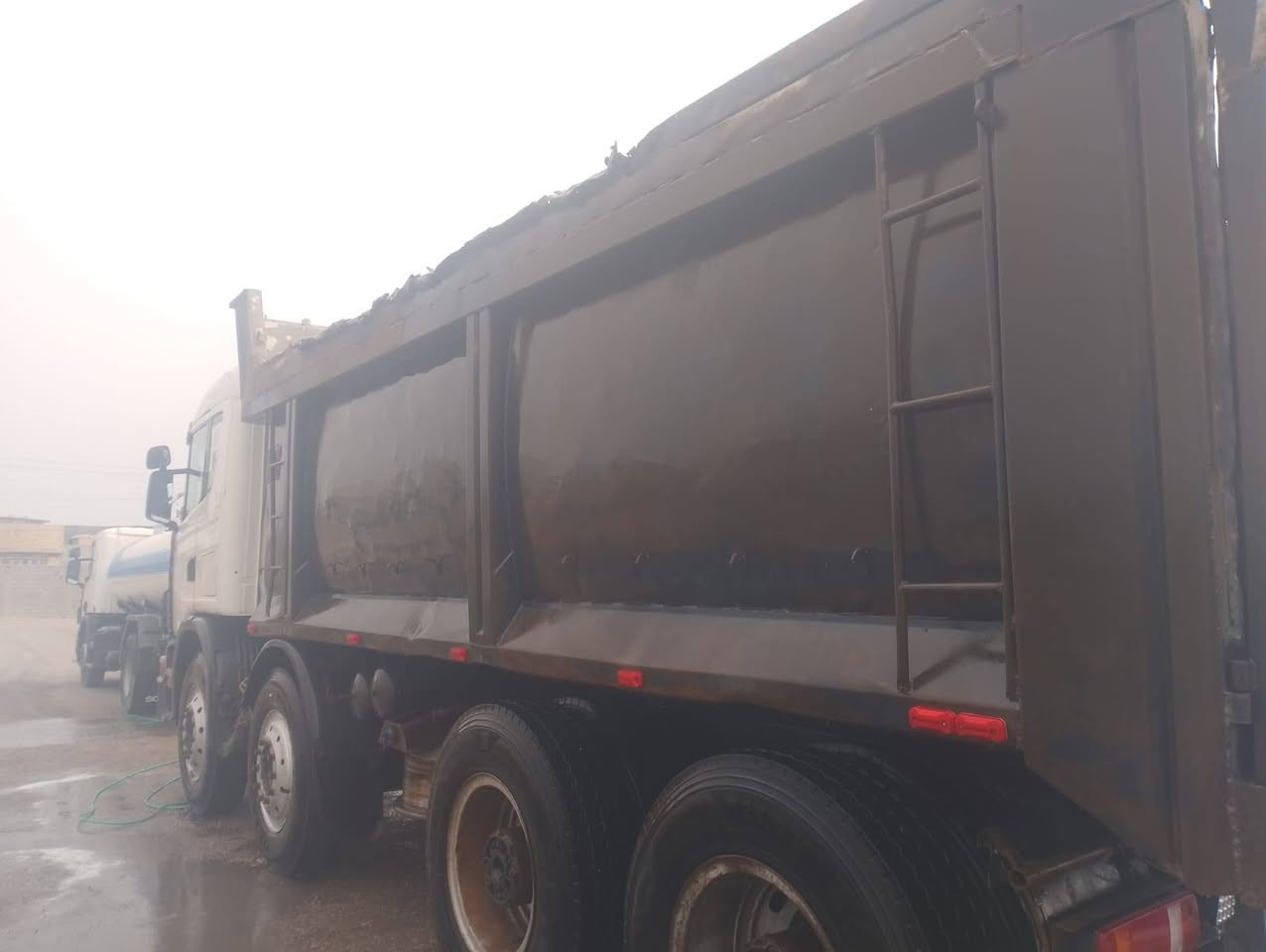 السلام عليكم سكانية للبيع مكينه 8رقم بسمي بصرة تخم تاير شاصي مكفول مكينه وكير  مكفولات ***********
