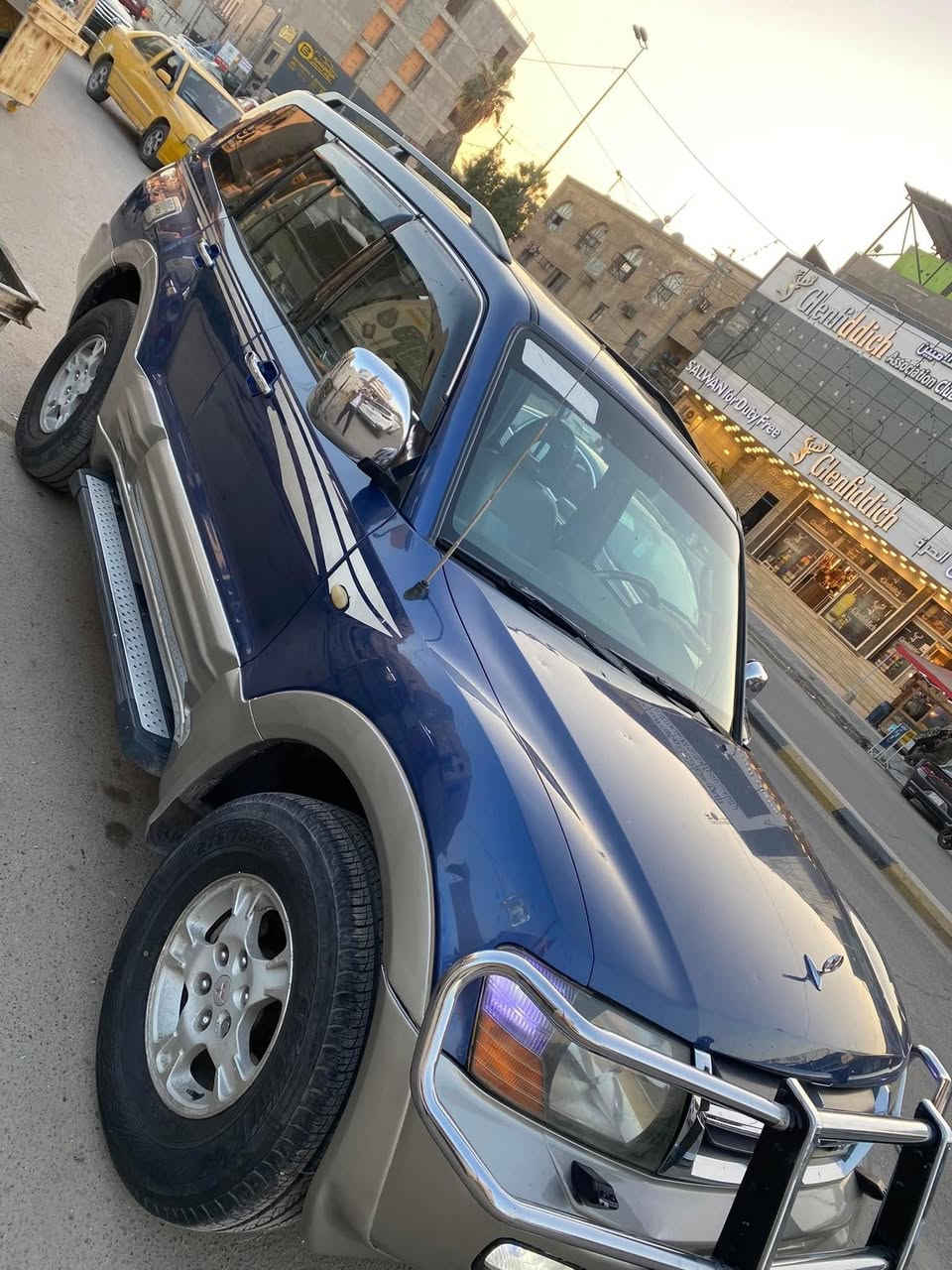 السلام عليكم باجيرو 2001 مكفوله رقم بغداد مشروع وطني مكان سياره ذي قار مكينه 3600 السعر 85 بيع ومراوس للاستفسار الاتصال على ***********
