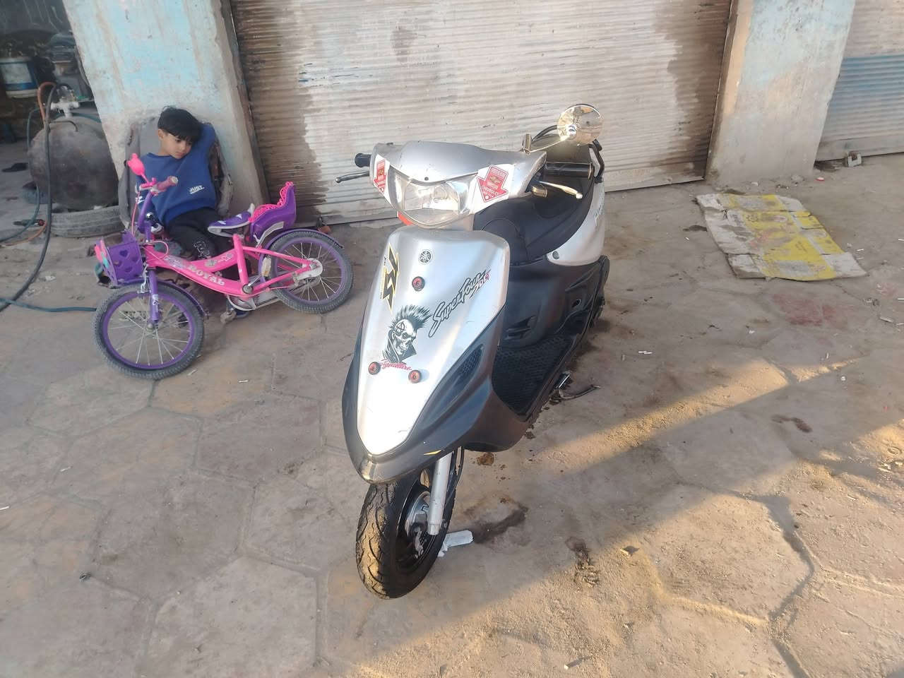 سلام عليكم ماكس قجمه دراجه عله ابلادكله ختم واحدمن الطول لطول كل نقص مابيه نكره سلف اوهندر مكينه شرط ماتنسمع شلعه معدل لايت بك لات هورن اشايرقفل سكان قفل جنطه تايرات جدد دهن جديد ماذب عليه ولادينار منه لشارع دراجه مال جناي سعره 450 بيه مجال مكاني ناصريه مركزحي الزهرا يم المغتسل شراي اتصل وخادمك ***********
