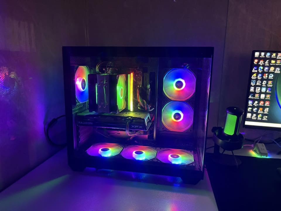 السلام عليكم
Pc للبيع المواصفات 
Intel core i5 13400f
Ram 32gb ddr5
Disk m.2 1TB
Gpu amd radeon rx 6650 xT

averton من شركة 180hz مع شاشه

attack shark x11ماوس 
وكيبورد مغناطيسي من ajazz
السعر مليون ٦٠٠ مكاني بغداد وماعندي توصيل


**إذا كنت صاحب هذا الإعلان وتريد حذفه لأي سبب، رجاءا أرسل رسالة إلى الدعم الفني**