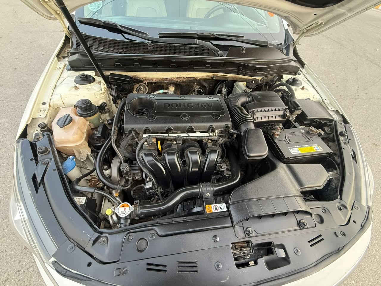 يا الله 
الهم صلي على محمد والي محمد 
كيه اوبتيمه
موديل:2012
وارد خليجي 
مكينه:2400جديد 
فول موصفات
تدفئ وتبريد بل كشنات 
كشن خزن ميموري
كشن جلد 
كشن كهربائي 
سقف بنرامه
بصمه
حساس امامي خلفي
اشاير بل مري 
مري قلاب 
السياره جديده تاخذه ما تصرف عليه الف
بيه رشات صبغ بدون ضرر داخلي 
السعر:122وبيه مجال 
العنوان:ناصريه مركز 
للستفسار: 

‭0782 284 0896‬

‭0776 455 4797‬
