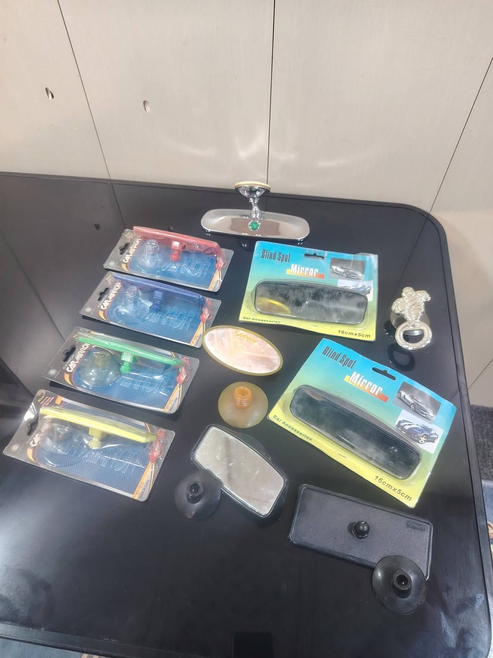 سلام عليكم
مرايات لبيع كلمن وسعره *********** خاص موجود
