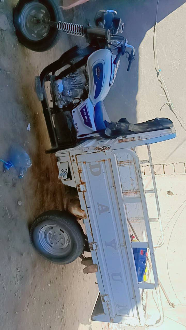 السلام عليكم ستوت للبيع نظيفه مكينه الدهن الشريكه ستوته رقم شاصي شاصي كهربائيات جير تواير كلها نظيفه ستوته مقفوله اوراق السعر1500 مستعجل بالبيع موديل 17 مراوس ستوته مراوس ***********
